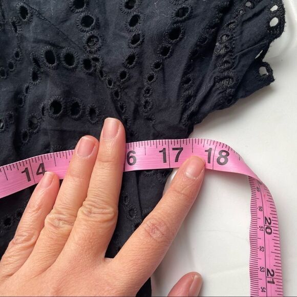 LA BLANCA WOMEN’s EYELET CASUAL MINI DRESS/ BEACH COVER UP BLACK‎ SZ SMALL - Picture 7 of 11